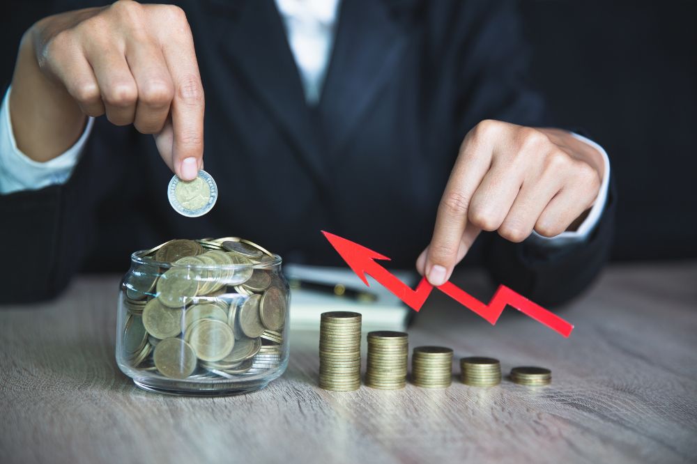Relationship Between Insolvency and Unemployment